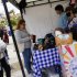 Emprendedores de Suba exponiendo sus productos en la feria ´Hecho en Bogotá´