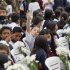 En la Plaza Fundacional de Suba, se congregaron cientos de estudiantes, docentes y ciudadanos para leer un fragmento del informe final de la Comisión de la Verdad, sobre el conflicto armado en Colombia.