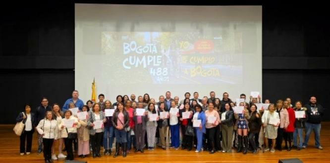 Entrega de certificados a 365 ciudadanos